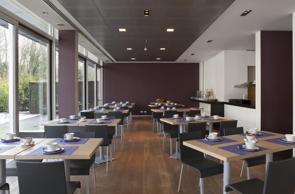 Parkhotel Изегем Екстериор снимка