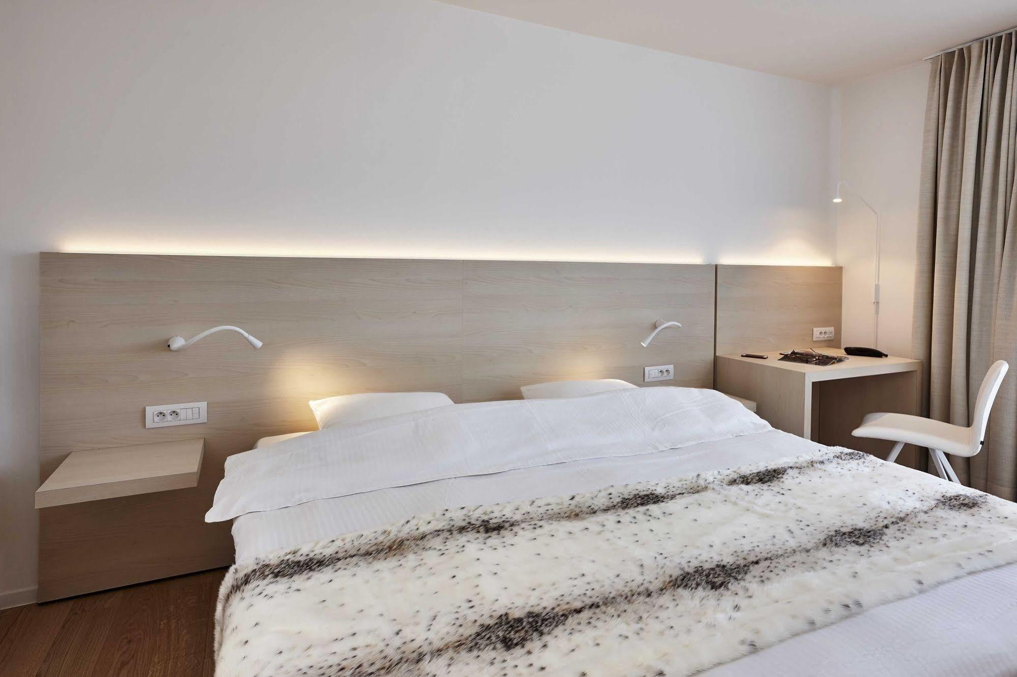 Parkhotel Изегем Екстериор снимка
